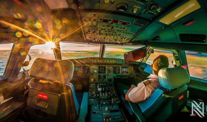 How to become a pilot after 12th